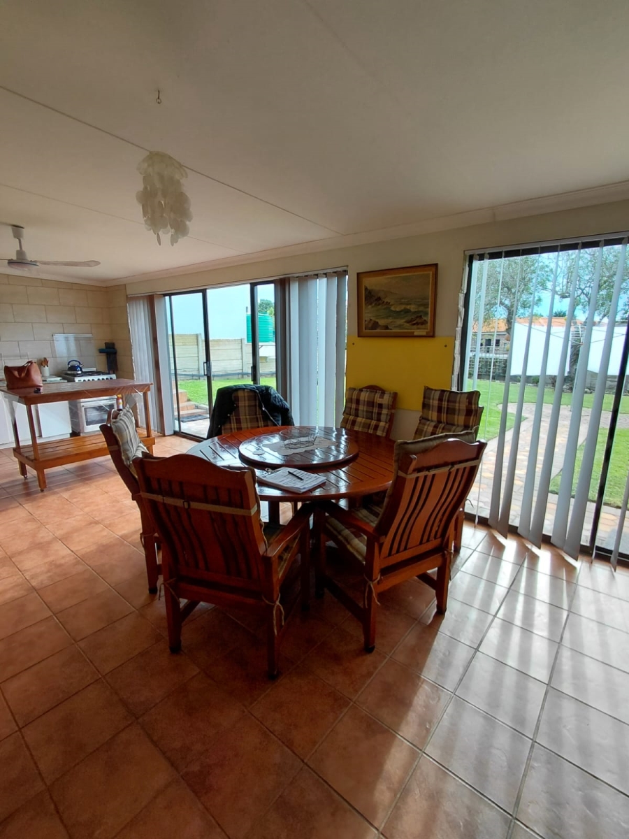 To Let 2 Bedroom Property for Rent in Stilbaai Wes Western Cape